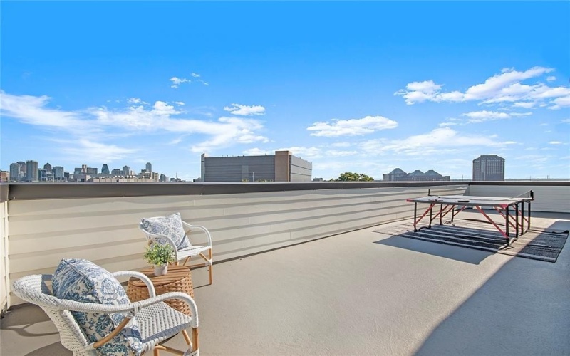 2203 Hondo Avenue #106, Dallas, TX 75219, 3 Habitaciones Habitaciones , ,3 BañosBaños,Residential,En Venta,2203 Hondo Avenue,0,21087479