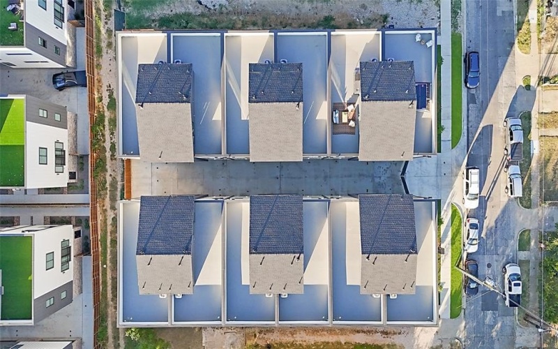 2203 Hondo Avenue #106, Dallas, TX 75219, 3 Habitaciones Habitaciones , ,3 BañosBaños,Residential,En Venta,2203 Hondo Avenue,0,21087479