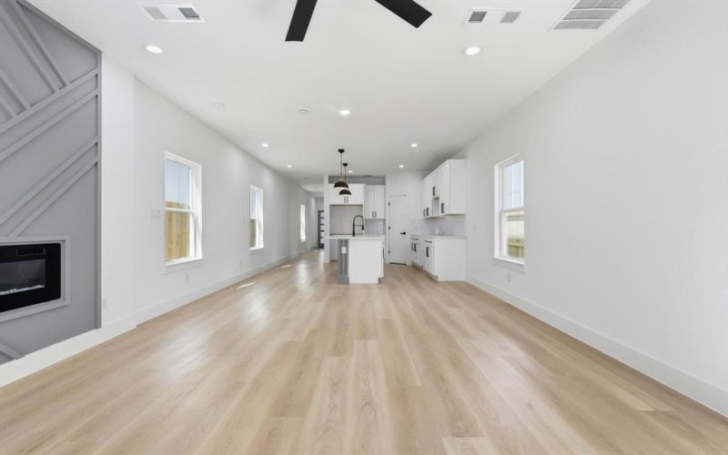 2532 Lowery Street, Dallas, TX 75215, 4 Habitaciones Habitaciones , ,2 BañosBaños,Residential,En Venta,2532 Lowery Street,0,21087598