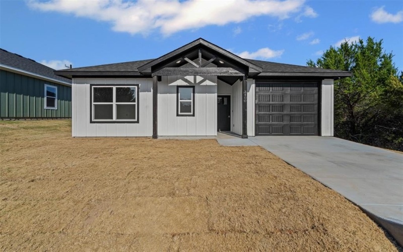 3400 Hilltop Road, Granbury, TX 76048, 3 Bedrooms Bedrooms, ,2 BathroomsBathrooms,Residential,For Sale,3400 Hilltop Road,0,21087605