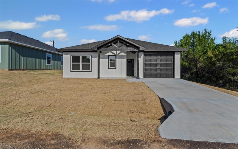 3400 Hilltop Road, Granbury, TX 76048, 3 Bedrooms Bedrooms, ,2 BathroomsBathrooms,Residential,For Sale,3400 Hilltop Road,0,21087605
