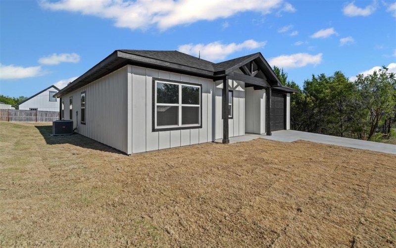 3400 Hilltop Road, Granbury, TX 76048, 3 Bedrooms Bedrooms, ,2 BathroomsBathrooms,Residential,For Sale,3400 Hilltop Road,0,21087605