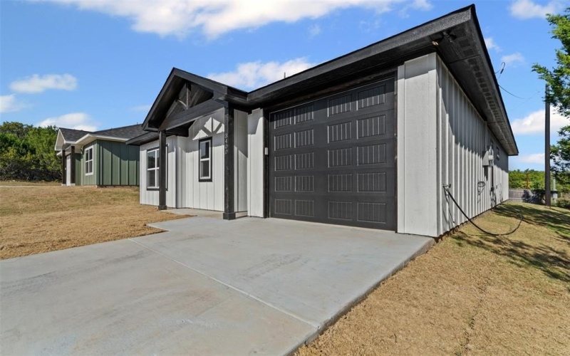 3400 Hilltop Road, Granbury, TX 76048, 3 Bedrooms Bedrooms, ,2 BathroomsBathrooms,Residential,For Sale,3400 Hilltop Road,0,21087605