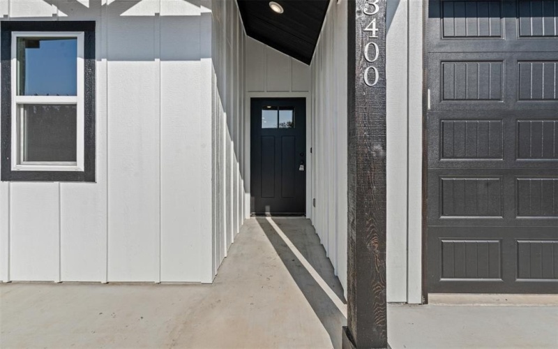 3400 Hilltop Road, Granbury, TX 76048, 3 Bedrooms Bedrooms, ,2 BathroomsBathrooms,Residential,For Sale,3400 Hilltop Road,0,21087605