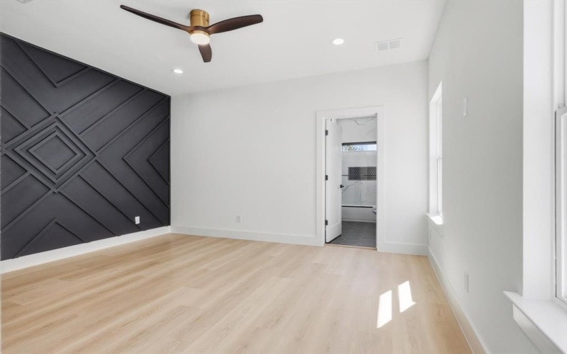 2534 Lowery Street, Dallas, TX 75215, 4 Habitaciones Habitaciones , ,2 BañosBaños,Residential,En Venta,2534 Lowery Street,0,21087620