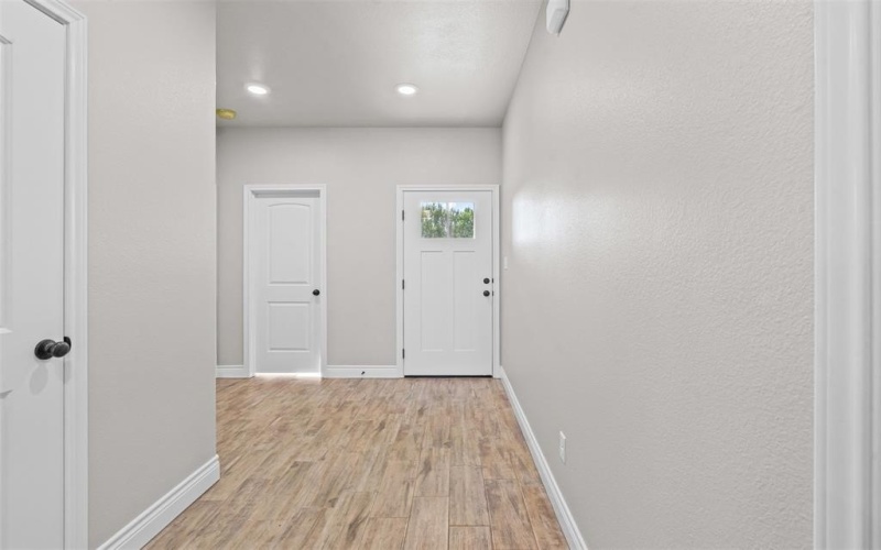 3402 Hilltop Road, Granbury, TX 76048, 3 Bedrooms Bedrooms, ,2 BathroomsBathrooms,Residential,For Sale,3402 Hilltop Road,0,21087669