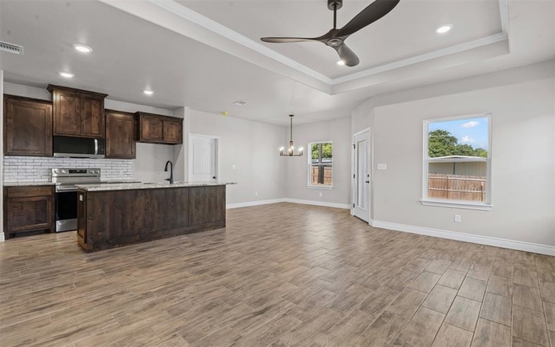 3402 Hilltop Road, Granbury, TX 76048, 3 Bedrooms Bedrooms, ,2 BathroomsBathrooms,Residential,For Sale,3402 Hilltop Road,0,21087669