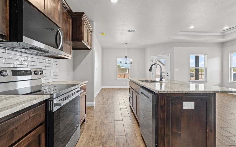 3402 Hilltop Road, Granbury, TX 76048, 3 Bedrooms Bedrooms, ,2 BathroomsBathrooms,Residential,For Sale,3402 Hilltop Road,0,21087669