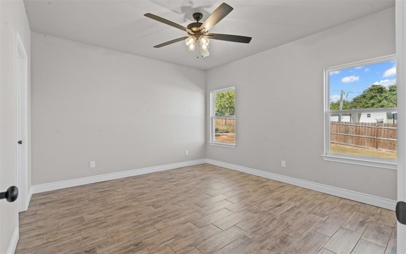 3402 Hilltop Road, Granbury, TX 76048, 3 Bedrooms Bedrooms, ,2 BathroomsBathrooms,Residential,For Sale,3402 Hilltop Road,0,21087669