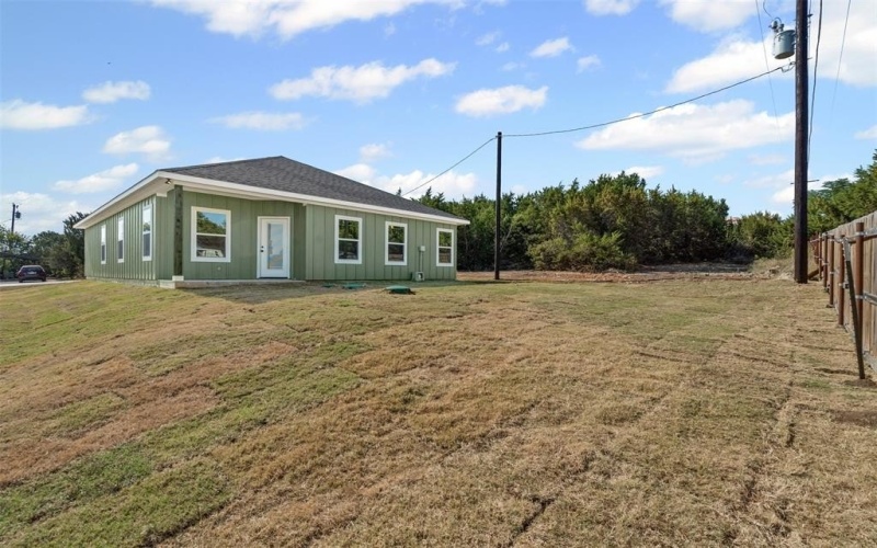 3402 Hilltop Road, Granbury, TX 76048, 3 Bedrooms Bedrooms, ,2 BathroomsBathrooms,Residential,For Sale,3402 Hilltop Road,0,21087669