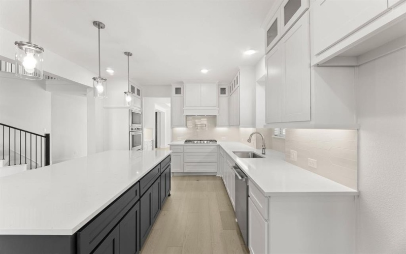 290 Cheyenne Mountain Drive, Ovilla, TX 75154, 5 Bedrooms Bedrooms, ,5 BathroomsBathrooms,Residential,For Sale,290 Cheyenne Mountain Drive,0,21087695