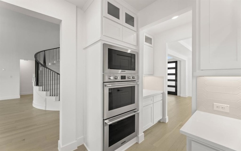 290 Cheyenne Mountain Drive, Ovilla, TX 75154, 5 Bedrooms Bedrooms, ,5 BathroomsBathrooms,Residential,For Sale,290 Cheyenne Mountain Drive,0,21087695