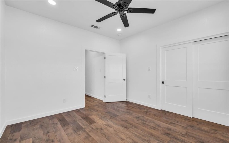 960 Gallant Fox Road, Hewitt, TX 76643, 3 Habitaciones Habitaciones , ,2 BañosBaños,Residential,En Venta,960 Gallant Fox Road,0,21087858