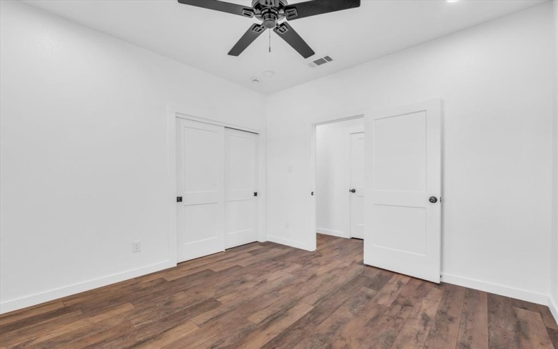 960 Gallant Fox Road, Hewitt, TX 76643, 3 Habitaciones Habitaciones , ,2 BañosBaños,Residential,En Venta,960 Gallant Fox Road,0,21087858