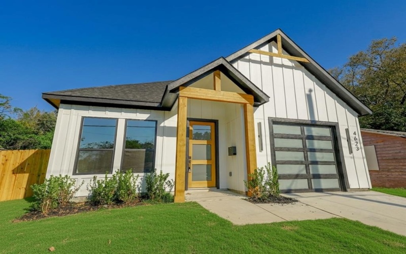 4623 Luzon Street, Dallas, TX 75216, 3 Bedrooms Bedrooms, ,2 BathroomsBathrooms,Residential,For Sale,4623 Luzon Street,0,21088061