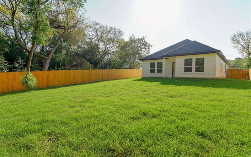 4623 Luzon Street, Dallas, TX 75216, 3 Bedrooms Bedrooms, ,2 BathroomsBathrooms,Residential,For Sale,4623 Luzon Street,0,21088061