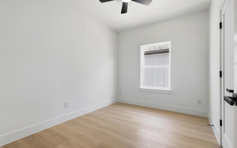2530 Lowery Street, Dallas, TX 75215, 4 Habitaciones Habitaciones , ,2 BañosBaños,Residential,En Venta,2530 Lowery Street,0,21087328