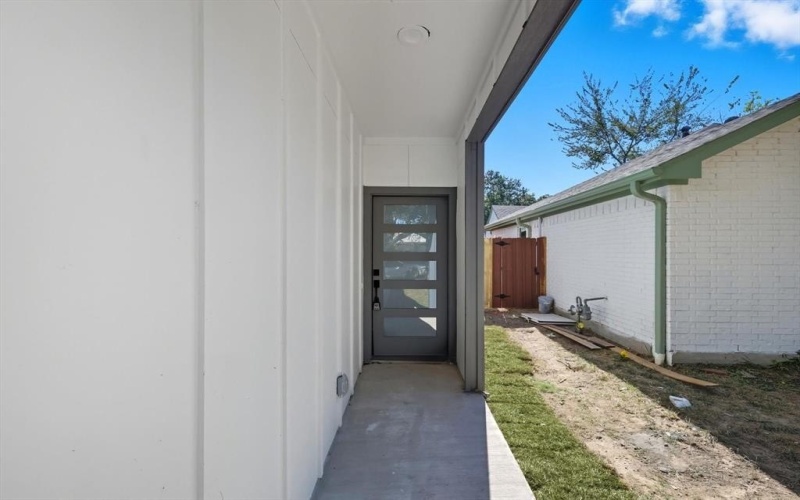 2530 Lowery Street, Dallas, TX 75215, 4 Habitaciones Habitaciones , ,2 BañosBaños,Residential,En Venta,2530 Lowery Street,0,21087328