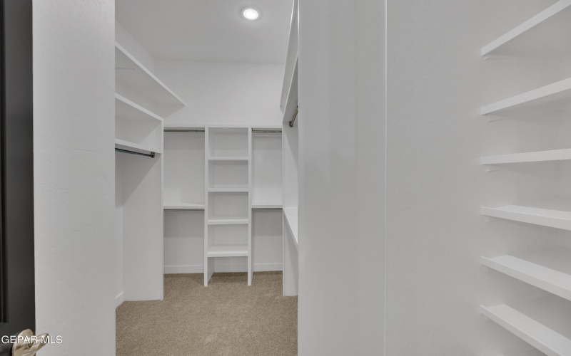 2813 Tierra Garden Drive, El Paso, TX 79938, 3 Habitaciones Habitaciones , ,2 BañosBaños,Residential,En Venta,2813 Tierra Garden Drive,0,932122