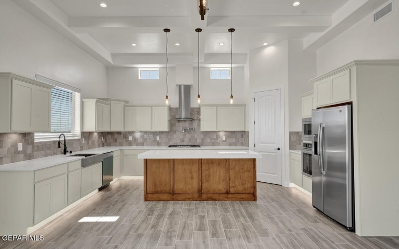 1837 War Path Drive, El Paso, TX 79911, 5 Bedrooms Bedrooms, ,5 BathroomsBathrooms,Residential,For Sale,1837 War Path Drive,0,932131