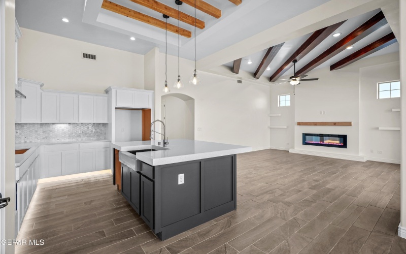 1841 War Path Drive, El Paso, TX 79911, 5 Habitaciones Habitaciones , ,3 BañosBaños,Residential,En Venta,1841 War Path Drive,0,932133