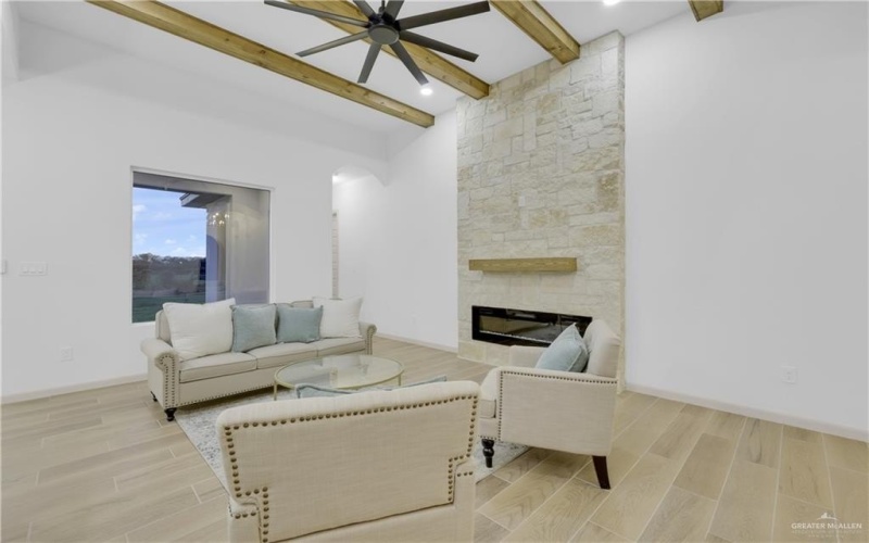 5813 N Playa Del Sol Street, Edinburg, TX 78542, 3 Habitaciones Habitaciones , ,2 BañosBaños,Residential,En Venta,5813 N Playa Del Sol Street,0,483468