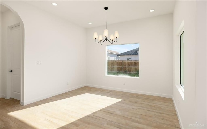 1012 N Trinity Street, Edinburg, TX 78541, 3 Habitaciones Habitaciones , ,2 BañosBaños,Residential,En Venta,1012 N Trinity Street,0,483493