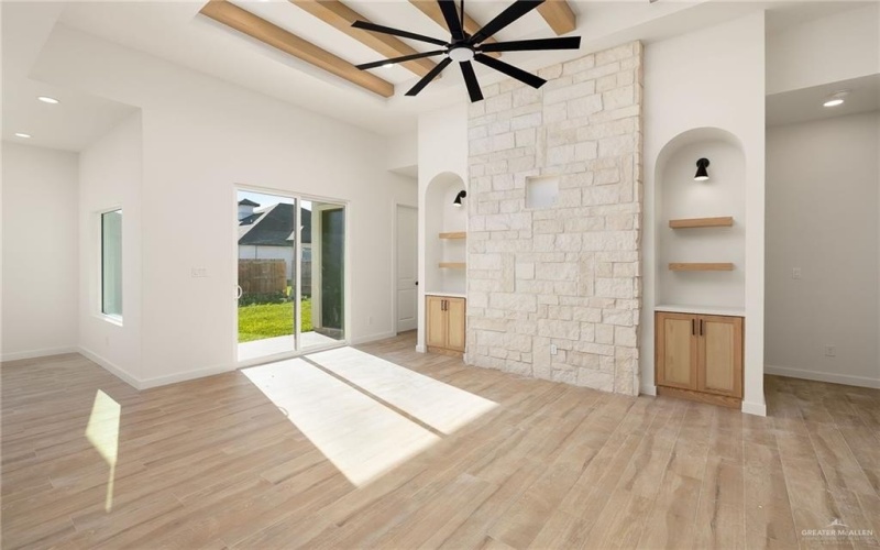 1012 N Trinity Street, Edinburg, TX 78541, 3 Habitaciones Habitaciones , ,2 BañosBaños,Residential,En Venta,1012 N Trinity Street,0,483493