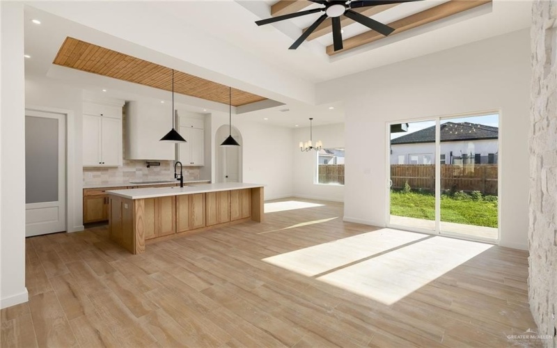 1012 N Trinity Street, Edinburg, TX 78541, 3 Habitaciones Habitaciones , ,2 BañosBaños,Residential,En Venta,1012 N Trinity Street,0,483493