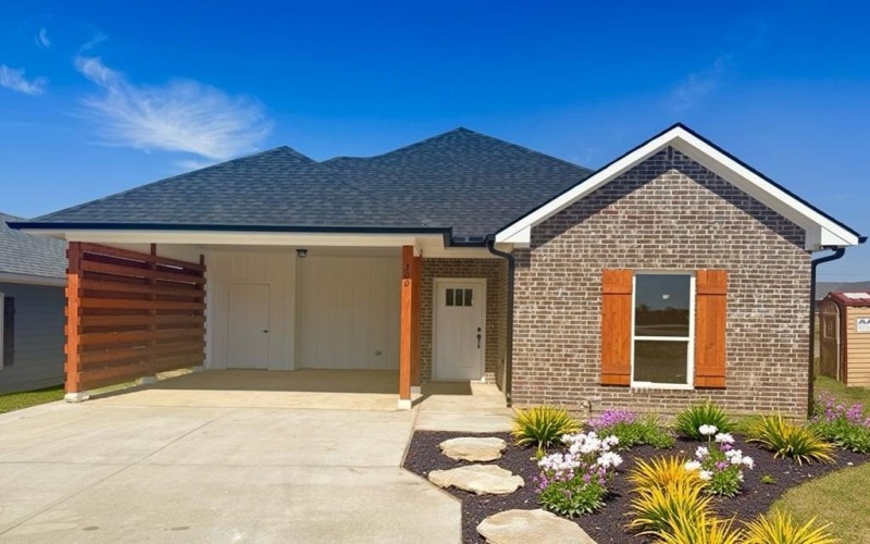 300 Rike, Mabank, TX 75156, 3 Bedrooms Bedrooms, ,2 BathroomsBathrooms,Residential,For Sale,300 Rike,0,109827