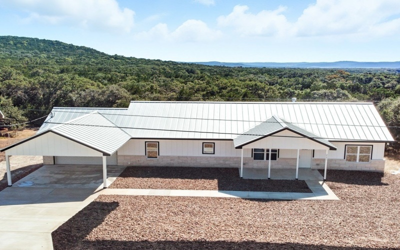 221 Deer Oaks Dr, Lakehills, TX 78063, 3 Bedrooms Bedrooms, ,2 BathroomsBathrooms,Residential,For Sale,221 Deer Oaks Dr,0,120612