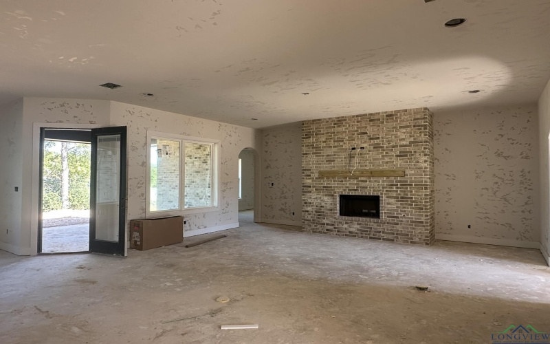 322 Saddle Brook Drive, Hallsville, TX 75650, 4 Bedrooms Bedrooms, ,3 BathroomsBathrooms,Residential,For Sale,322 Saddle Brook Drive,0,20257084