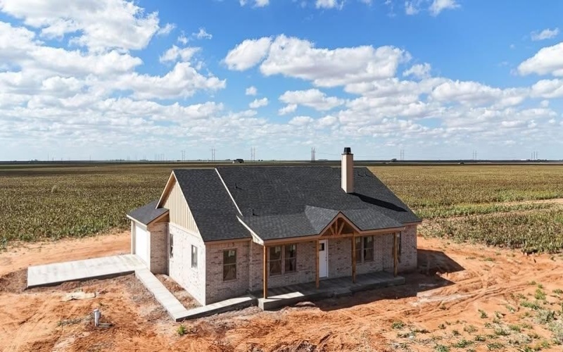 4068 Hawk Road, Ropesville, TX 79358, 4 Bedrooms Bedrooms, ,2 BathroomsBathrooms,Residential,For Sale,4068 Hawk Road,0,202561891