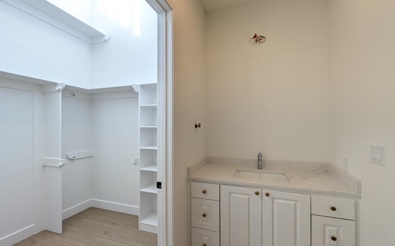 3808 126th Street, Lubbock, TX 79423, 4 Bedrooms Bedrooms, ,3 BathroomsBathrooms,Residential,For Sale,3808 126th Street,0,202561905