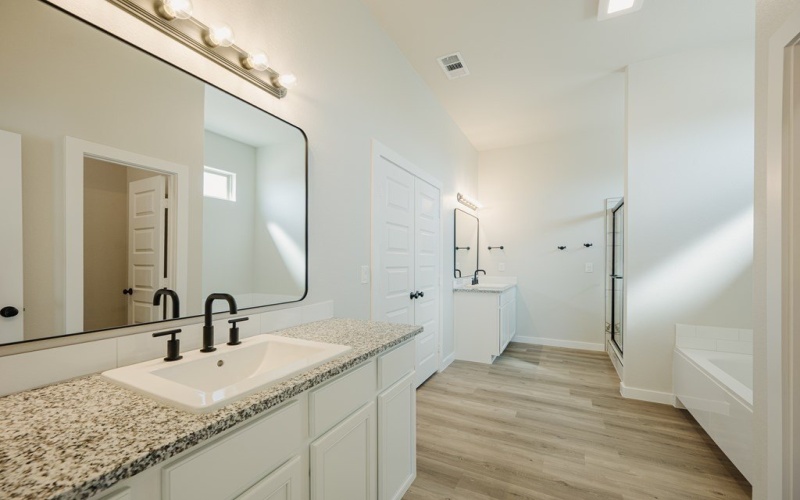 514 Tradesman Rd, Odessa, TX 79765, 4 Habitaciones Habitaciones , ,3 BañosBaños,Residential,En Venta,514 Tradesman Rd,0,163723
