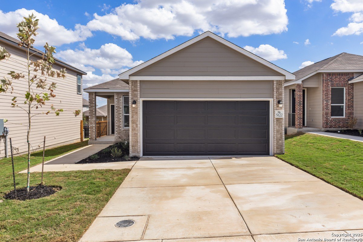 5122 SCHAEFFER RDG, Converse, TX 78109, 3 Habitaciones Habitaciones , ,2 BañosBaños,Residential,En Venta,5122 SCHAEFFER RDG,0,1885762