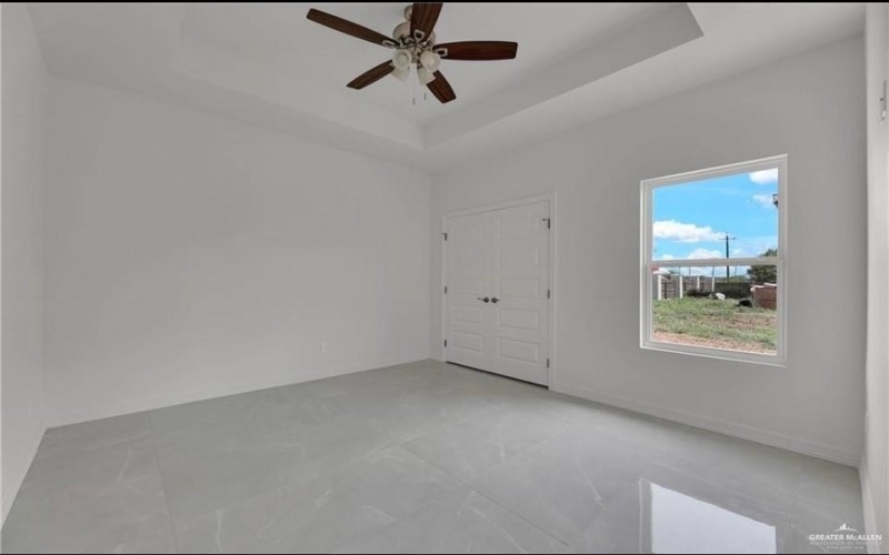2112 N 28th Street, Hidalgo, TX 78557, 3 Bedrooms Bedrooms, ,2 BathroomsBathrooms,Residential,For Sale,2112 N 28th Street,466275