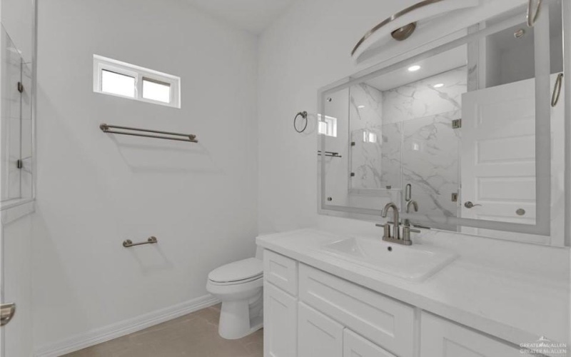 2112 N 28th Street, Hidalgo, TX 78557, 3 Bedrooms Bedrooms, ,2 BathroomsBathrooms,Residential,For Sale,2112 N 28th Street,466275