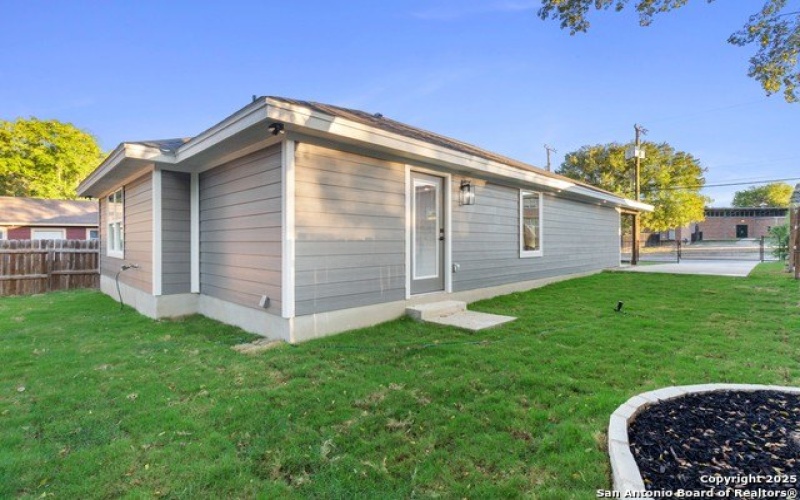 531 Morningview, San Antonio, TX 78220, 3 Habitaciones Habitaciones , ,2 BañosBaños,Residential,En Venta,531 Morningview,0,1916061