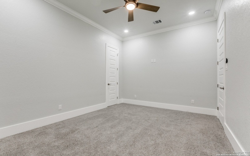 252 Venado Oaks, Castroville, TX 78009, 5 Bedrooms Bedrooms, ,5 BathroomsBathrooms,Residential,For Sale,252 Venado Oaks,0,1916075