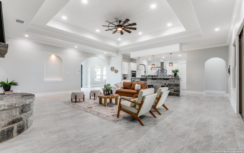 252 Venado Oaks, Castroville, TX 78009, 5 Bedrooms Bedrooms, ,5 BathroomsBathrooms,Residential,For Sale,252 Venado Oaks,0,1916075