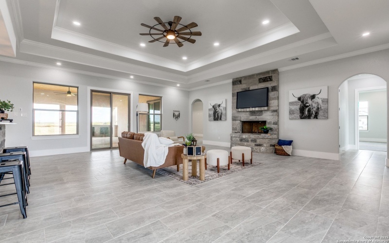 252 Venado Oaks, Castroville, TX 78009, 5 Bedrooms Bedrooms, ,5 BathroomsBathrooms,Residential,For Sale,252 Venado Oaks,0,1916075