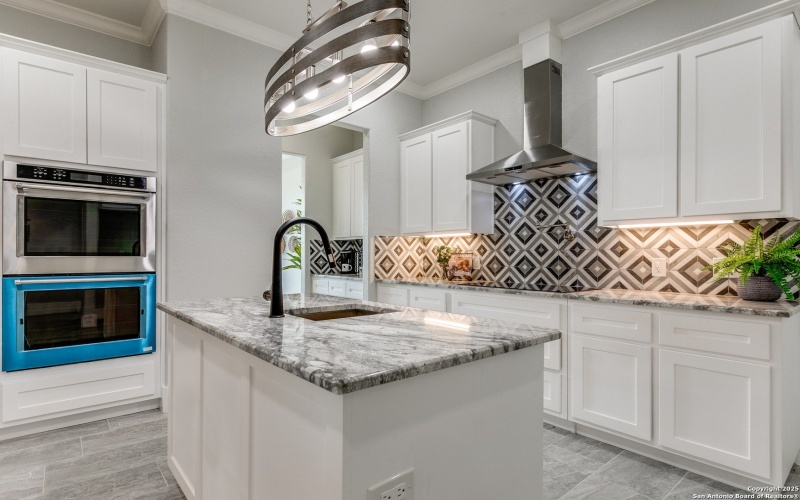 252 Venado Oaks, Castroville, TX 78009, 5 Bedrooms Bedrooms, ,5 BathroomsBathrooms,Residential,For Sale,252 Venado Oaks,0,1916075