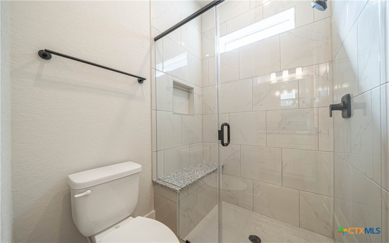 254 Firewheel Lp, Floresville, TX 78114, 4 Habitaciones Habitaciones , ,3 BañosBaños,Residential,En Venta,254 Firewheel Lp,0,576904