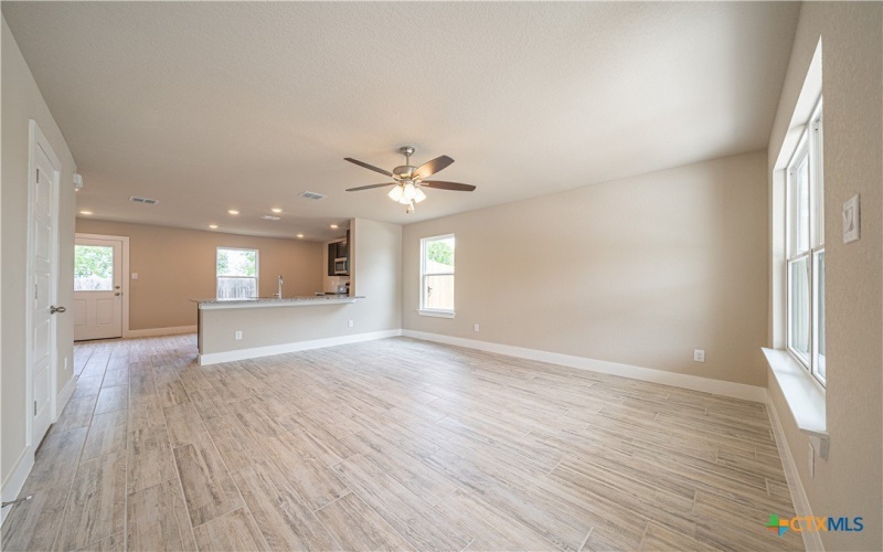 326 Mar Hill Circle, Seguin, TX 78155, 3 Habitaciones Habitaciones , ,2 BañosBaños,Residential,En Venta,326 Mar Hill Circle,0,592332