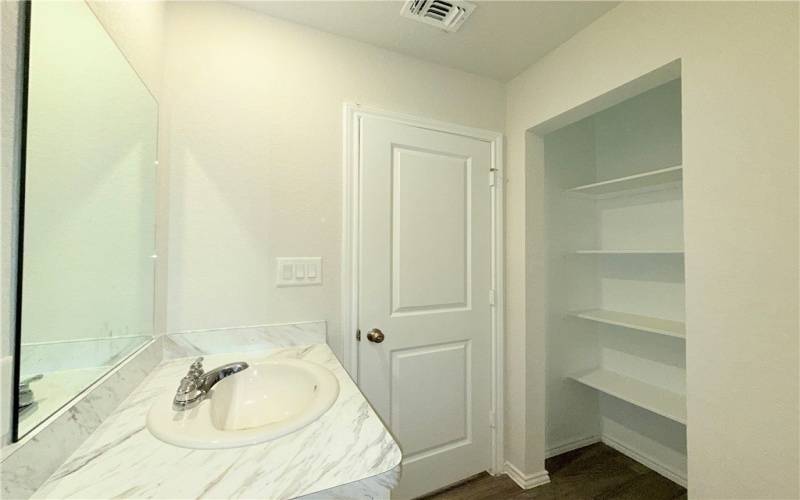 3606 Perry Lane, Corpus Christi, TX 78410, 3 Habitaciones Habitaciones , ,2 BañosBaños,Residential,En Venta,3606 Perry Lane,0,466388