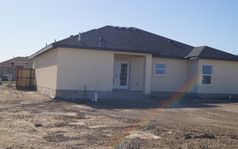 3223 Ethel Drive, Eagle Pass, TX 78852, 3 Bedrooms Bedrooms, ,2 BathroomsBathrooms,Residential,For Sale,3223 Ethel Drive,0,81769