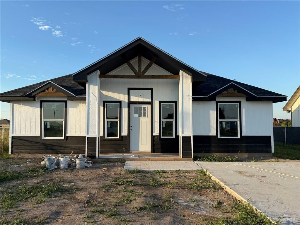 2342 Via Roma Street, Weslaco, TX 78596, 4 Habitaciones Habitaciones , ,2 BañosBaños,Residential,En Venta,2342 Via Roma Street,0,482515