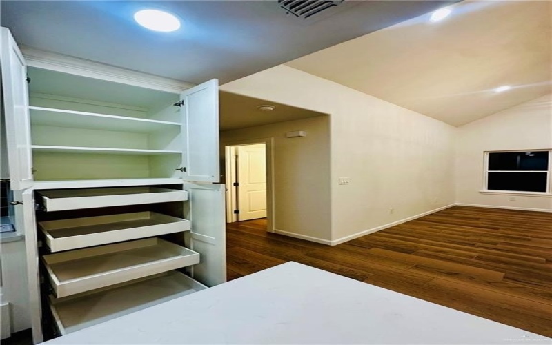 2482 Verona, Weslaco, TX 78596, 3 Bedrooms Bedrooms, ,2 BathroomsBathrooms,Residential,For Sale,2482 Verona,0,483570