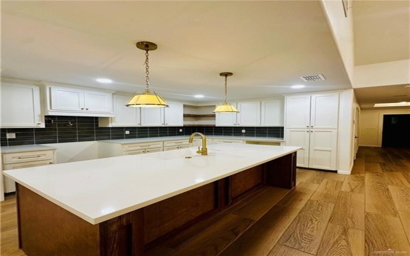 2482 Verona, Weslaco, TX 78596, 3 Bedrooms Bedrooms, ,2 BathroomsBathrooms,Residential,For Sale,2482 Verona,0,483570